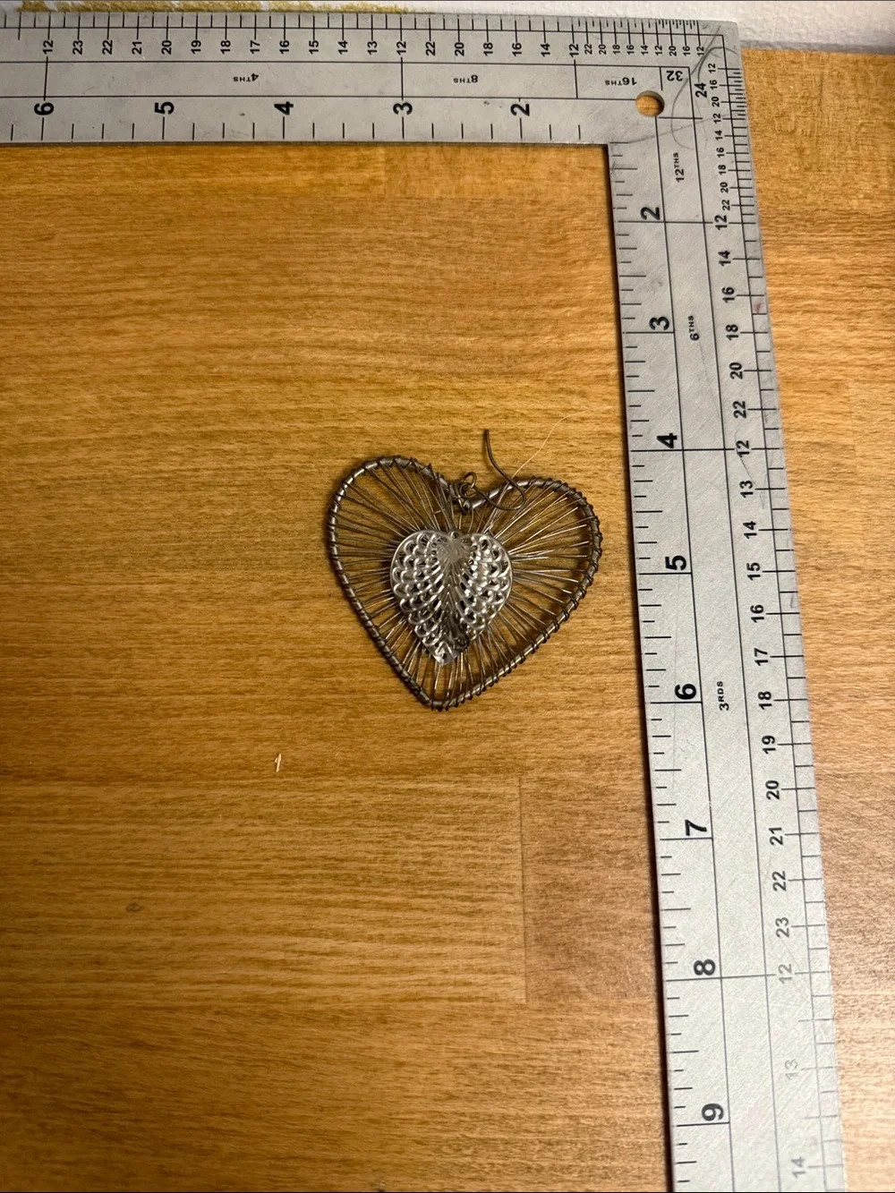 Large dangle silver tone heart earrings striated statement wire
